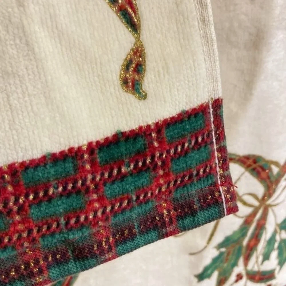 LENOX Holiday Nouveau Fingertip and Hand Towel NEW Set of 2